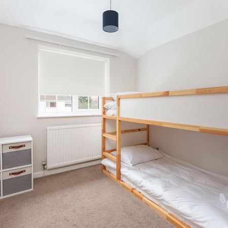 Charles Alexander Short Stay - Moorway House Poulton-le-Fylde Eksteriør billede